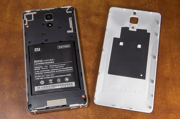 thiết kế 4 Xiaomi Mi 4 Ram 2GB Rom 16GB