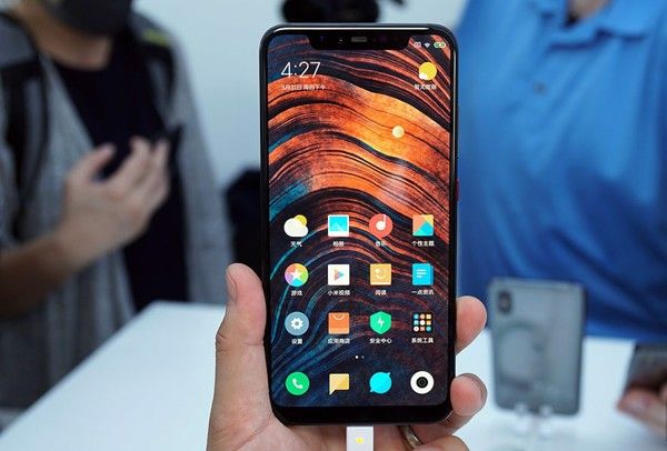 xiaomi-mi-8-explorer-edition-man-hinh