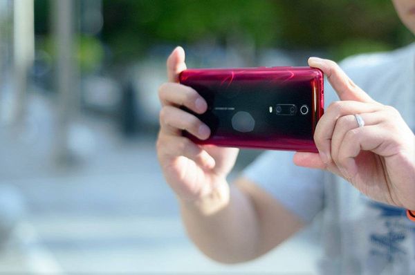 di động v24h Xiaomi Redmi K20 Pro ảnh 6