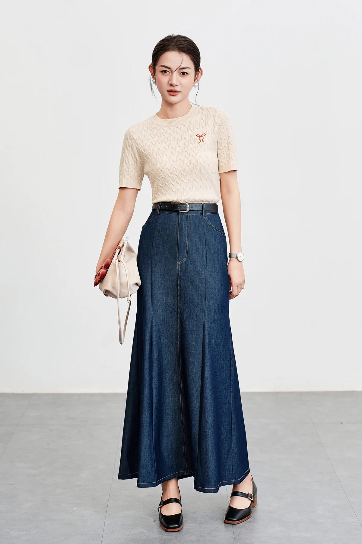 chân váy dáng dài đuôi cá denim