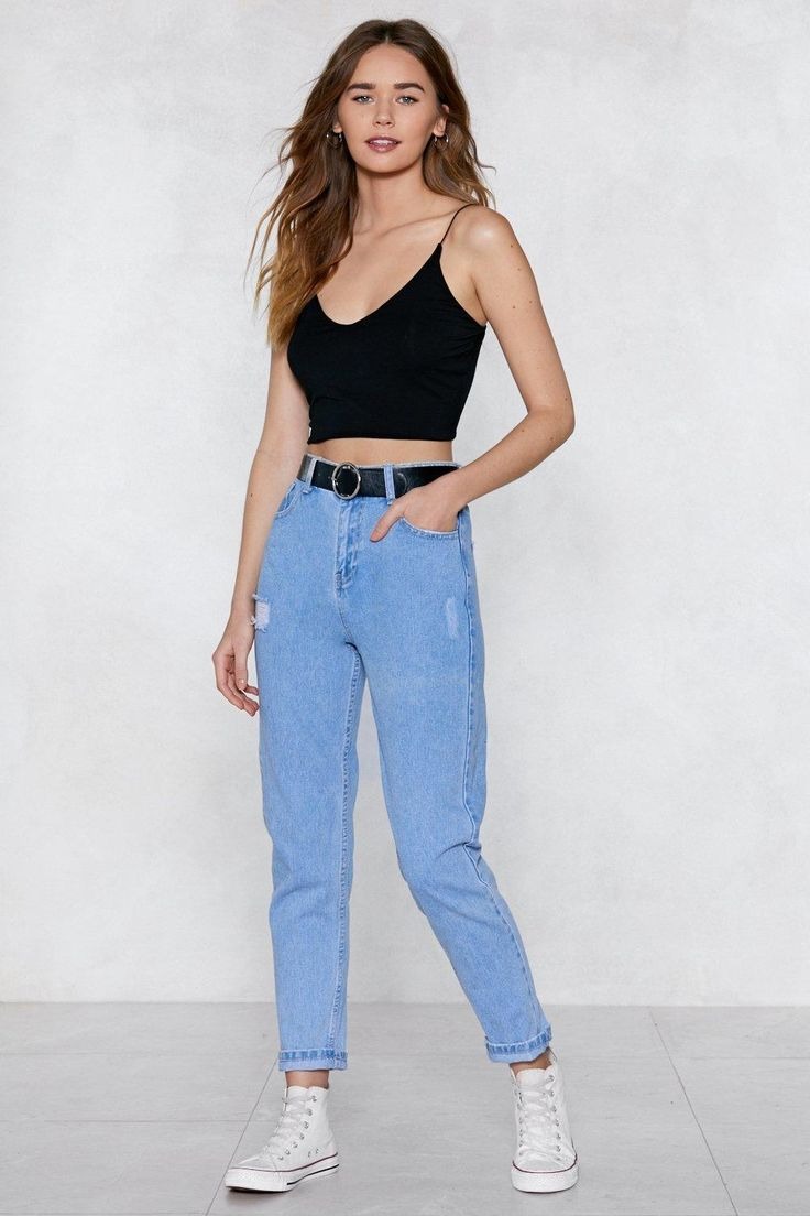 Áo hai dây phối quần jean