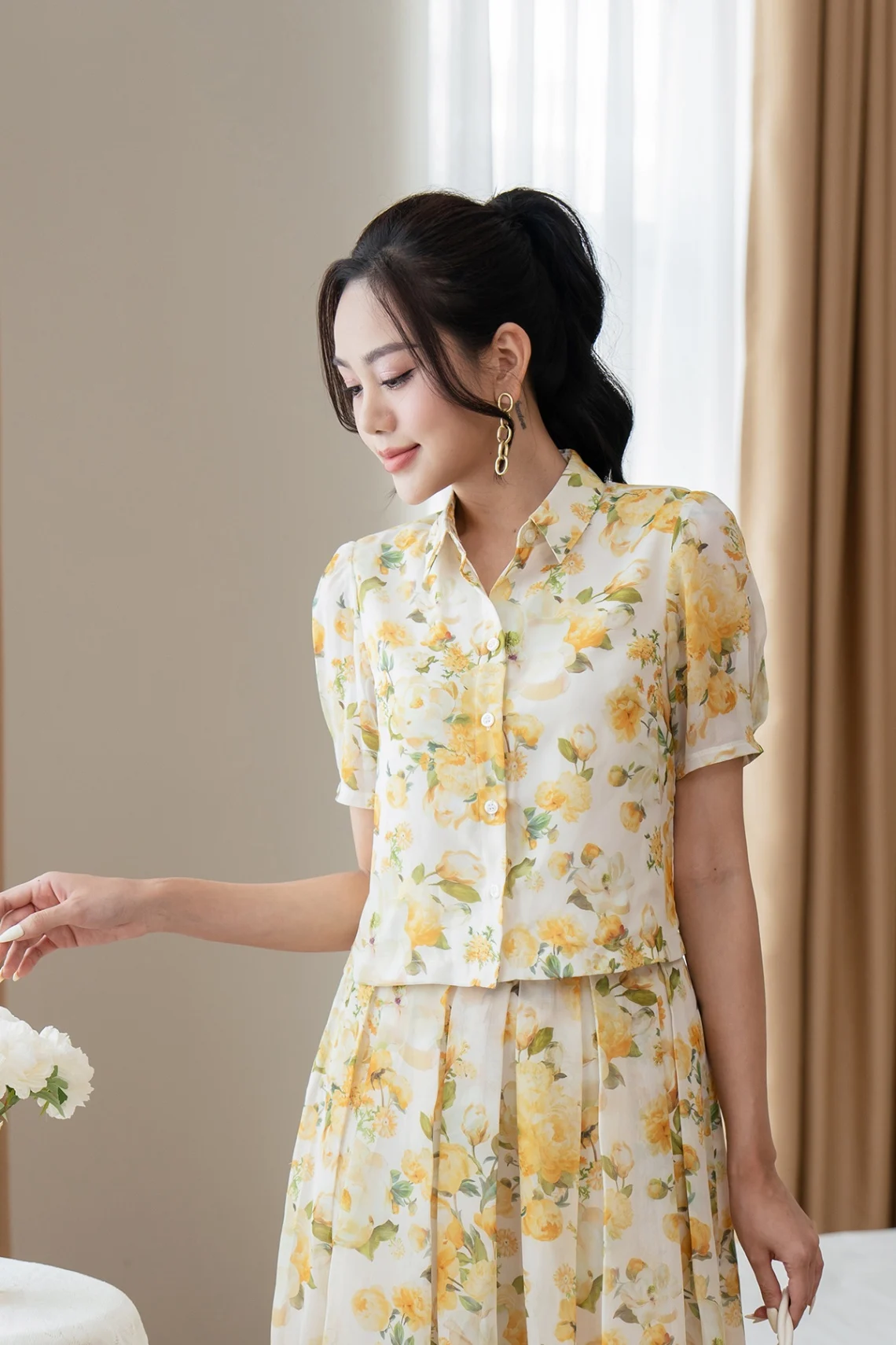 Áo sơ mi họa tiết nổi bật