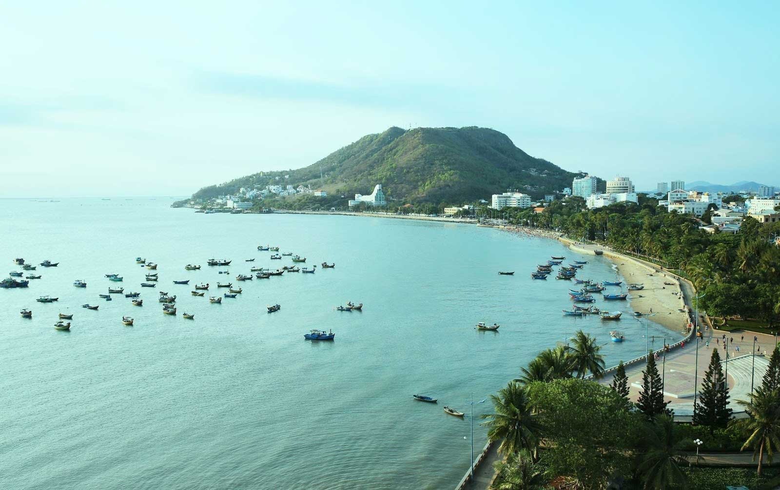 Bãi Trước và Bãi Sau