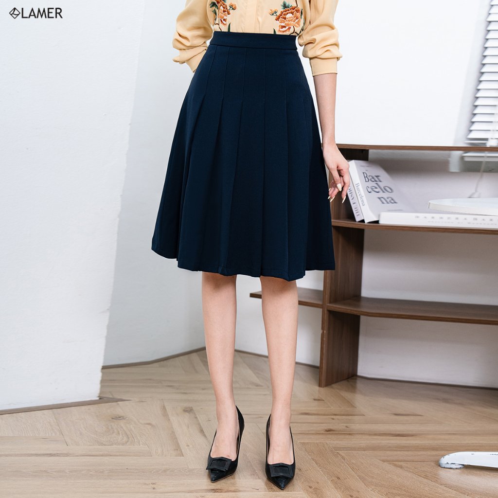 Chân váy xòe màu xanh navy