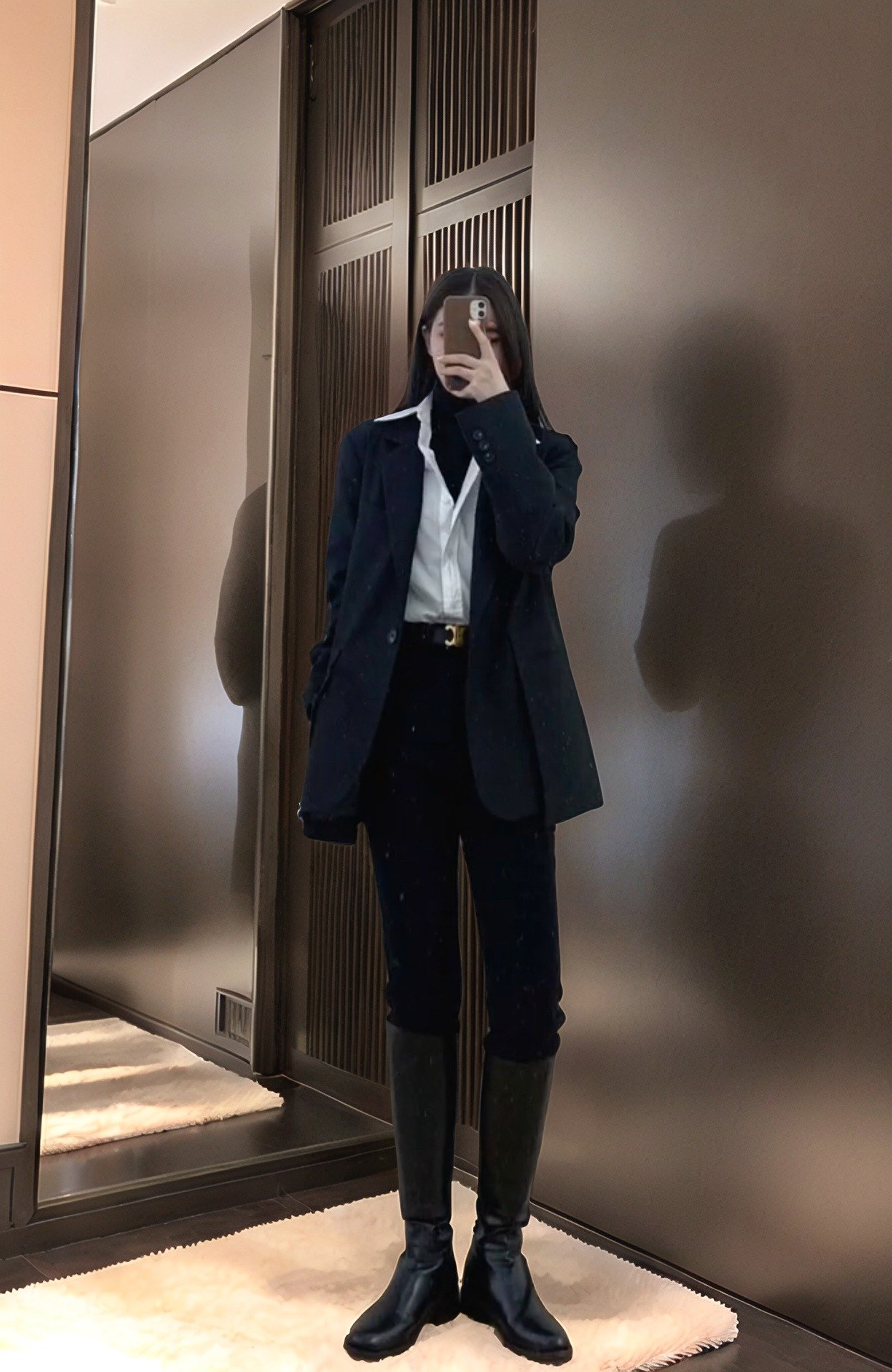 Áo vest phối áo sơ mi nữ