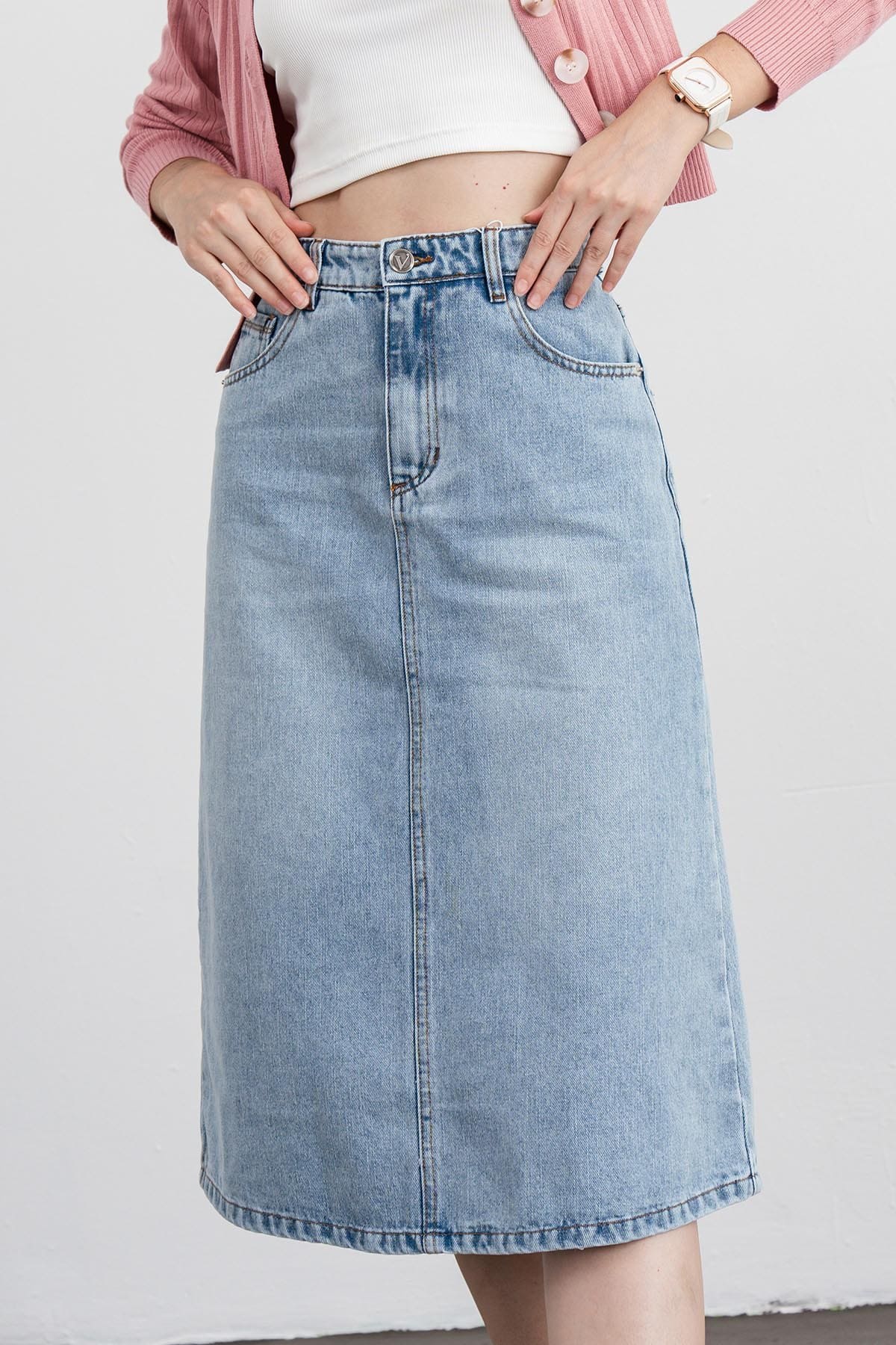 chân váy đi biển dáng midi vải jean