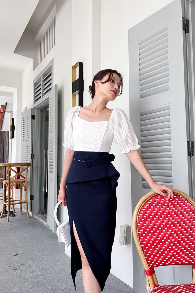 Phối chân váy bút chì đi hẹn hò