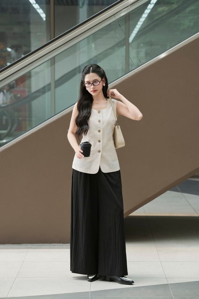 Quần chun đen ống rộng nữ