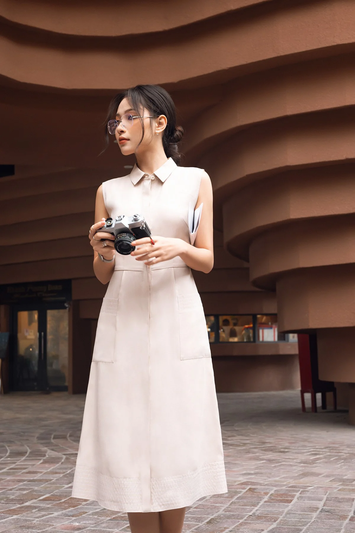 Màu sắc trung tính nhã nhặn cho ngày hè