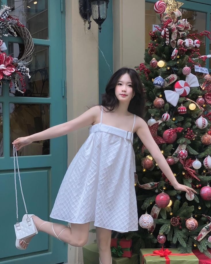 Váy babydoll đi cà phê