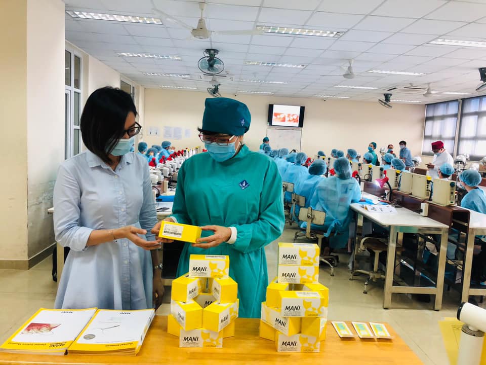 CHỈ KHÂU MANI TÀI TRỢ TẠI BỘ MÔN NHA CHU - KHOA RHM ĐH Y DƯỢC TP.HCM