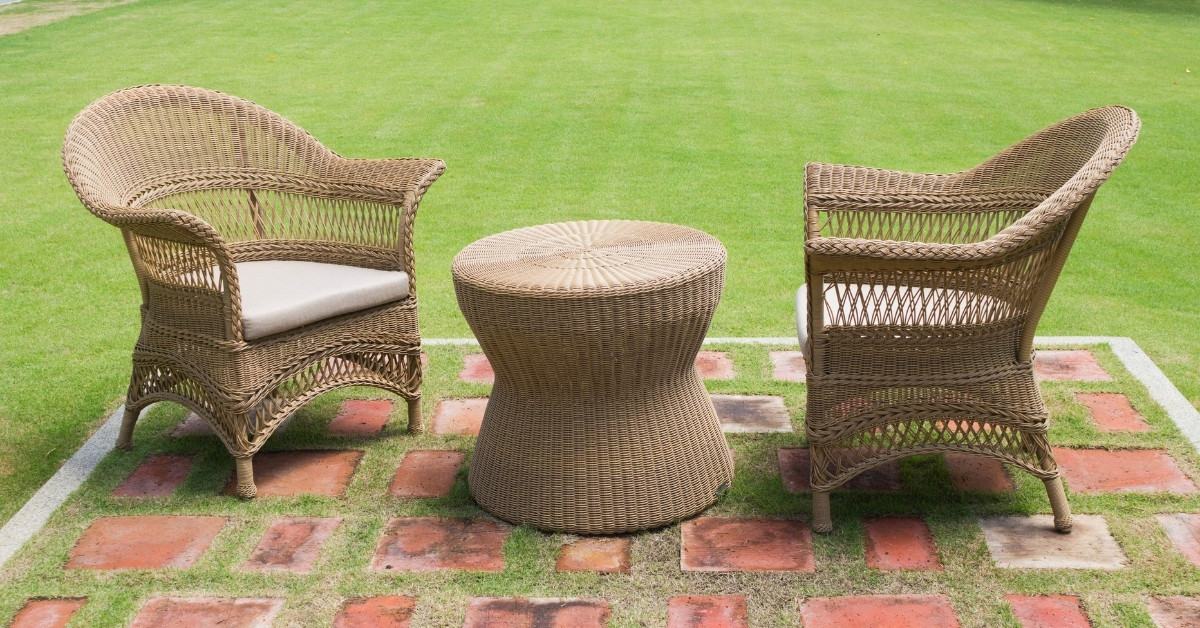 Lưu ý khi chọn mua ghế nhựa mây cafe