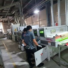 dich-vu-bao-tri-sua-chua-may-say-son-uv-4