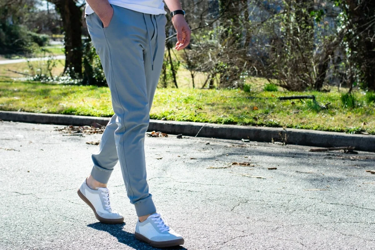 09 công thức phối quần jogger nam siêu sành điệu cho bạn trẻ