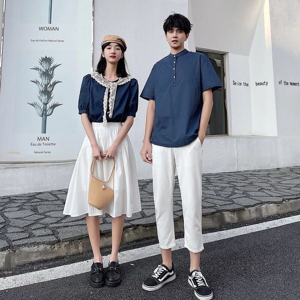 Cặp đôi ngọt ngào đón tuần mới Áo sơ mi và chân váy  Thời trang  Việt  Giải Trí