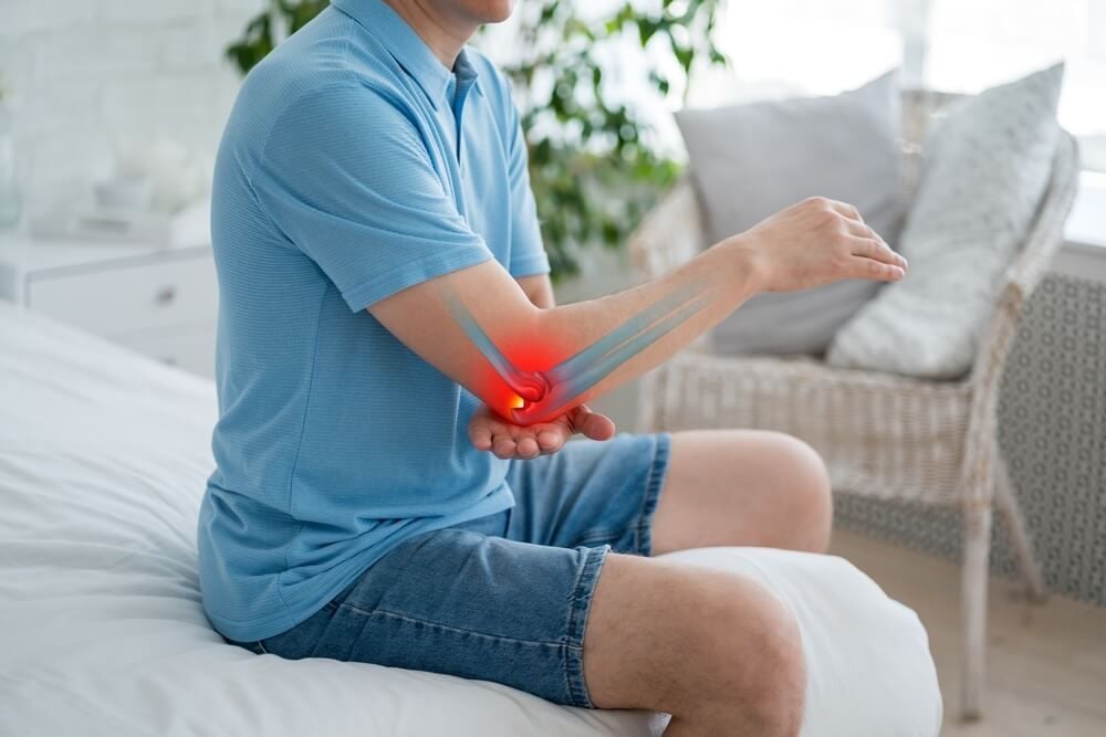 Nguyên nhân gây giãn dây chằng khuỷu tay