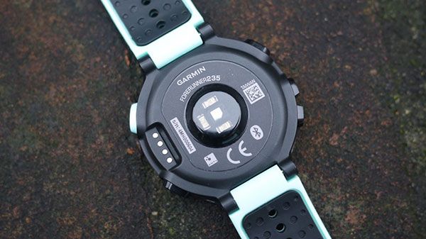 Garmin forerunner 235 giá on sale