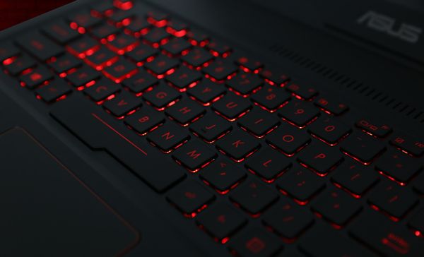 Asus chuyên Game FX503VD Core i7 7700HQ Ram 8GB HDD 1TB