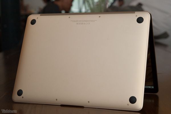 Macbook 12 inch Ram 8GB SSD 512Gb - Gold