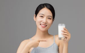 5 loại sữa cho mẹ sau sinh giúp gọi sữa về nhanh chóng