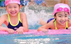 5 lưu ý khi chọn đồ bơi cho bé mà ba mẹ không nên bỏ qua