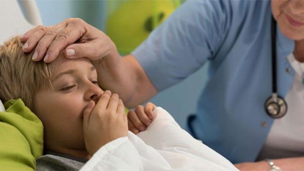 Chăm sóc trẻ bị ho gà