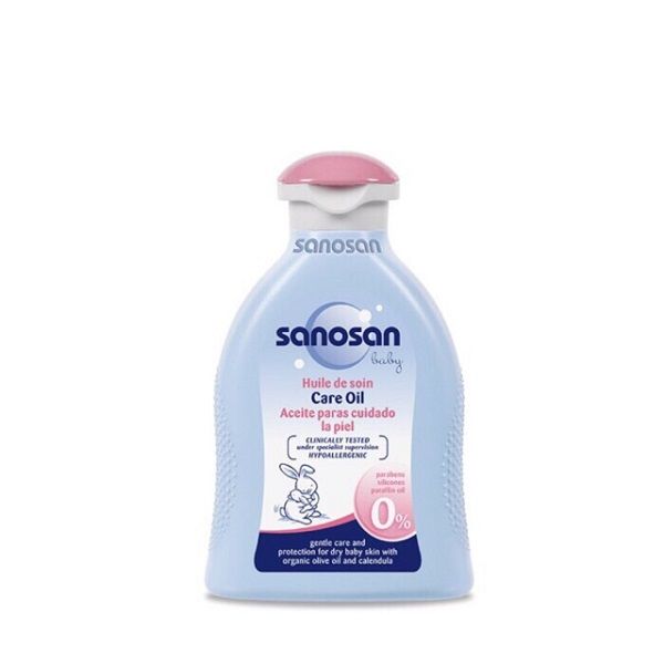 Dầu massage Sanosan từ Đức được nhiều mẹ Việt yêu thích