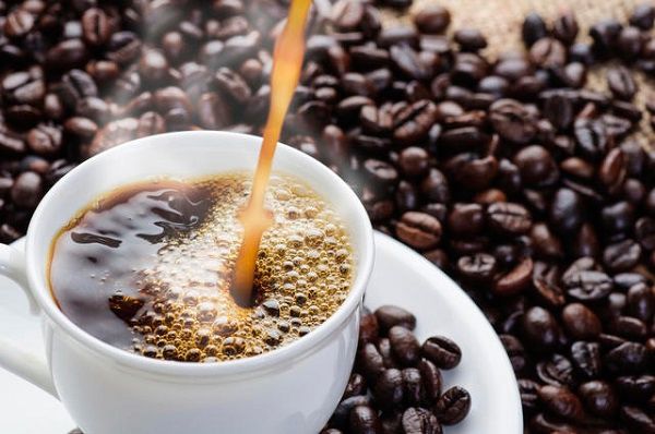 Cà phê là một trong những thực phẩm gây mất sữa cần tránh