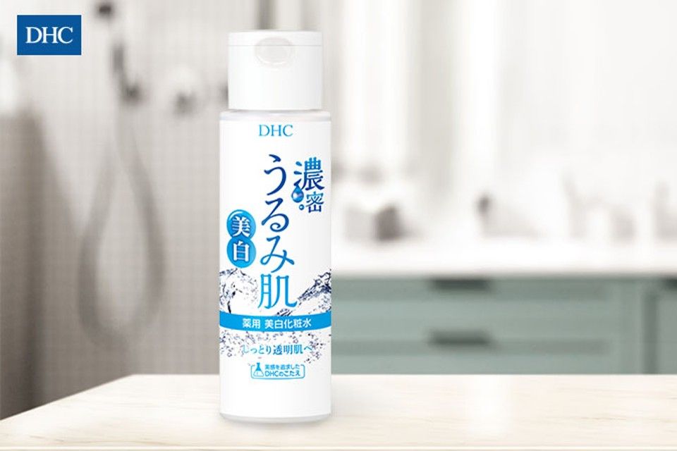 Bí quyết dưỡng da dầu mùa đông cùng sữa dưỡng DHC Deep Moistening Whitening Milk