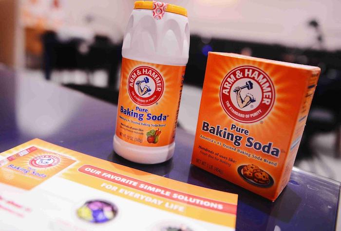 baking soda hỗ trợ làm đẹp da, điều trị mụn 