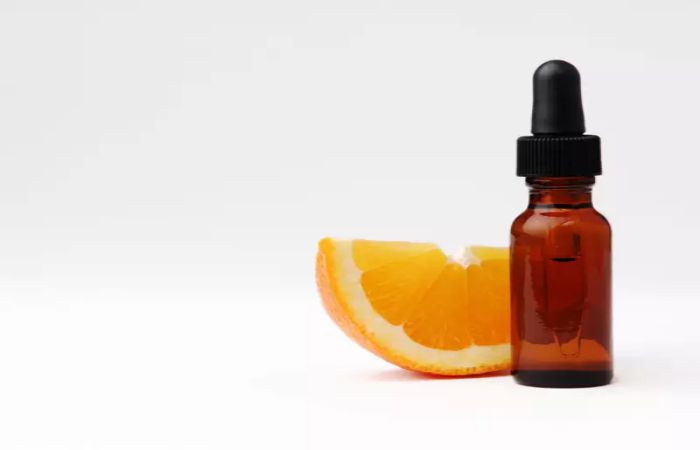 Trong serum dưỡng trắng da cho da dầu có nhiều vitamin C giúp da khoẻ mạnh