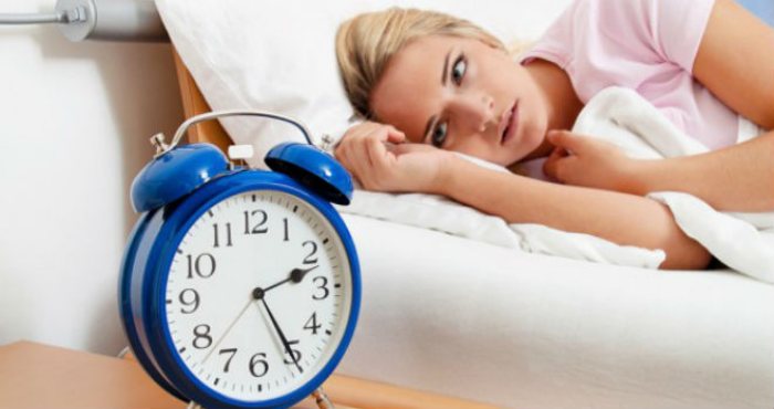 Người thường xuyên mất ngủ là đối tượng nên bổ sung vitamin B tổng hợp