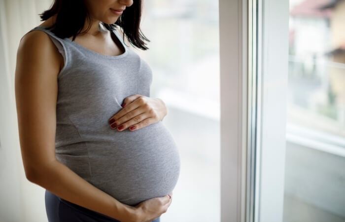 Phụ nữ mang thai hoặc cho con bú nên tham khảo thêm ý kiến bác sĩ trước khi quyết định sử dụng