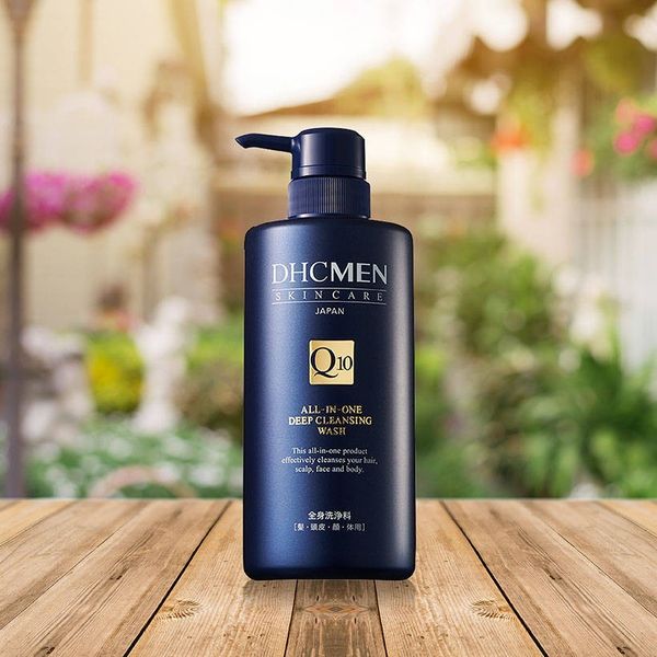 Sữa tắm trắng da DHC men Q10