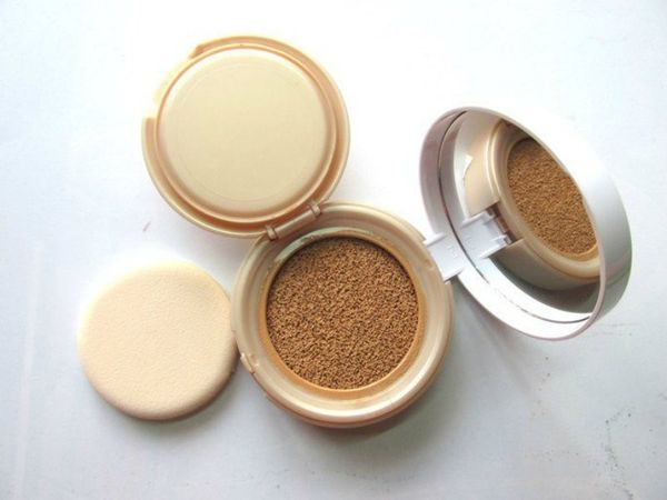 phấn che khuyết điểm