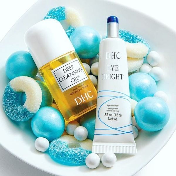 Da hết quầng thâm mắt, sáng mịn hơn cùng DHC Eye Bright