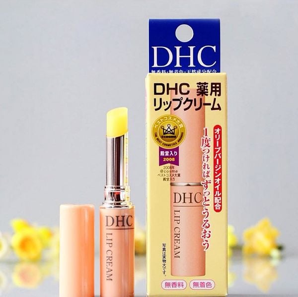 son dưỡng môi đẹp của DHC