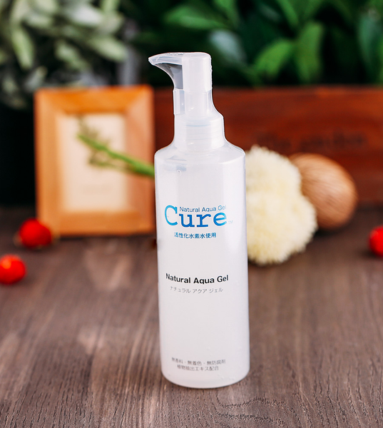 Review tẩy da chết mặt CURE Natural Aqua Gel