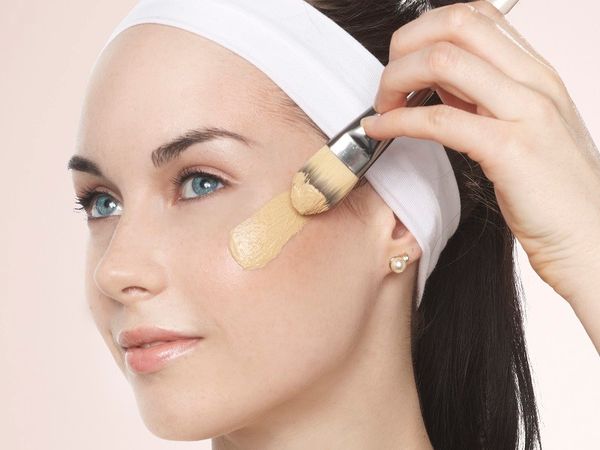 Foundation che phủ tốt như khá dày và bí da