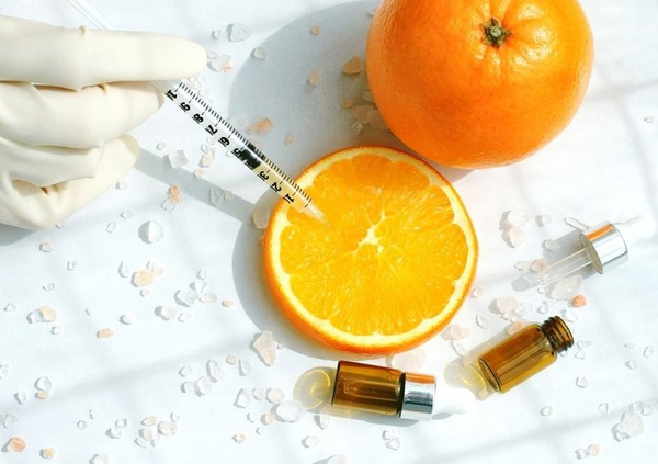 vitamin C thúc đây collagen