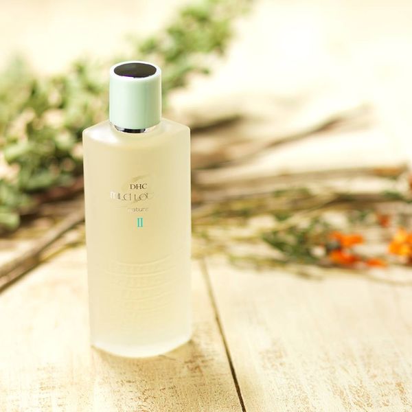 Lotion chăm sóc da mặt