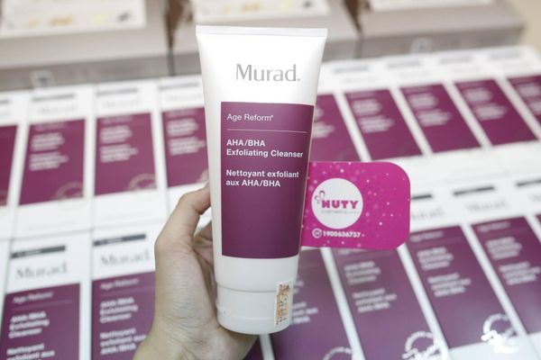Sữa rửa mặt Murad AHA/BHA Exfoliating Cleanser chuyên dùng cho da dầu mụn