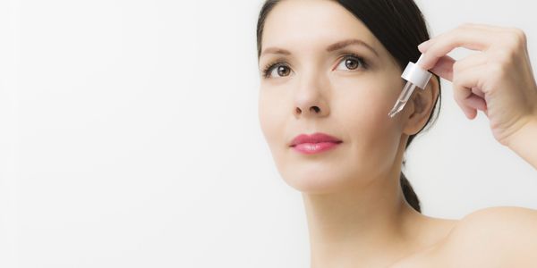 Chăm sóc da chuyên sâu với serum