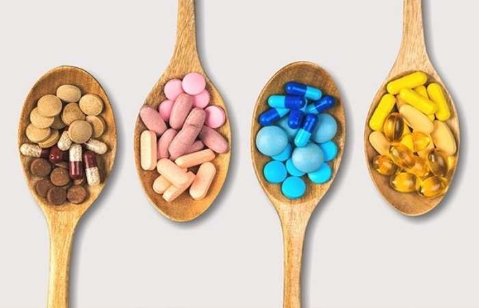 Tuân theo liều lượng được khuyến nghị, không nên lạm dụng vitamin tổng hợp
