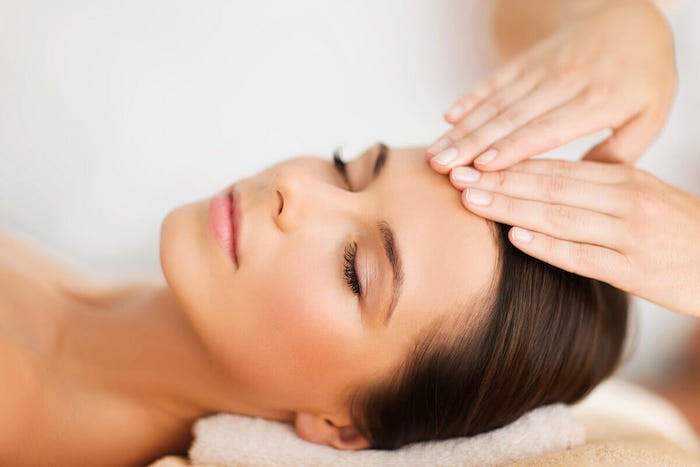 massage da mỗi ngày để tránh tình trạng da sần vỏ cam 