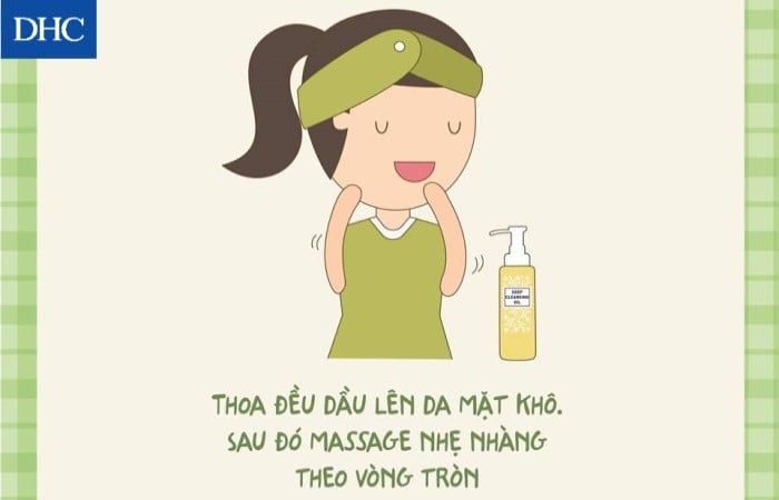 Massage dầu tẩy trang nhẹ nhàng trên da mặt khô