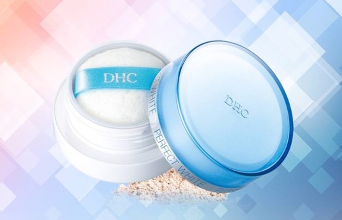 Phấn phủ DHC Perfect White Lucent Powder che khuyết điểm hiệu quả