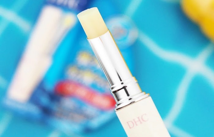 Son DHC UV Moisture Lip Cream có khả năng dưỡng ẩm, chống nắng tuyệt vời