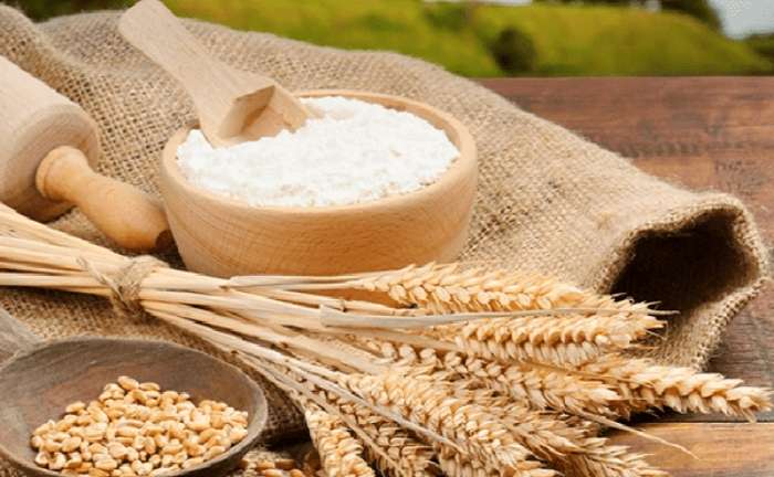 Chiết xuất cám gạo lành tính cũng giúp duy trì độ ẩm tự nhiên của da, tránh tình trạng khô rát sau quá trình làm sạch