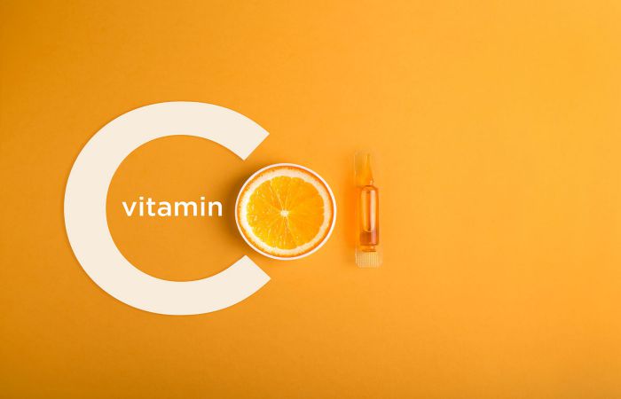 Vitamin C ức chế hắc sắc tố cho làn da thêm trắng hồng